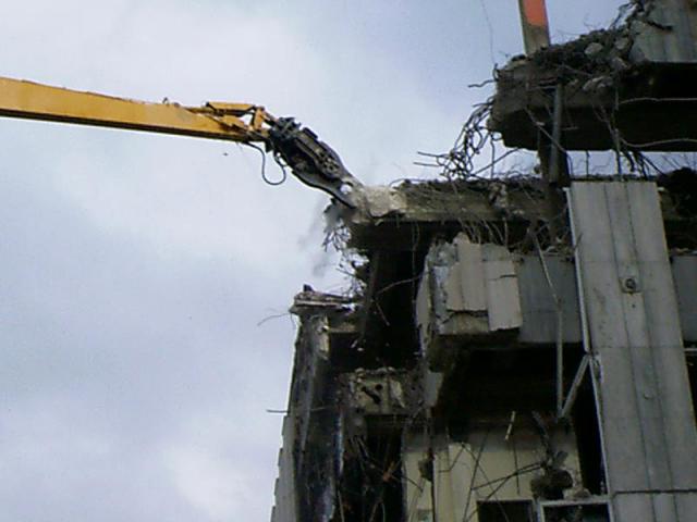 2004/07/post-104-1089997895_thumb.jpg
