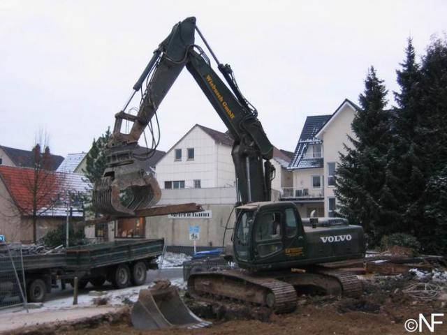 2005/01/post-10-1107021482_thumb.jpg