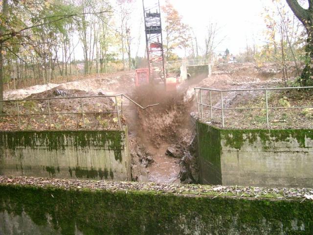 2005/02/post-701-1109520095_thumb.jpg