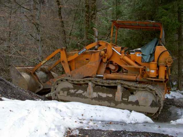KOMATSU_D75S_2__1.jpg