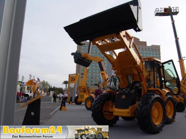 JCB0007.JPG