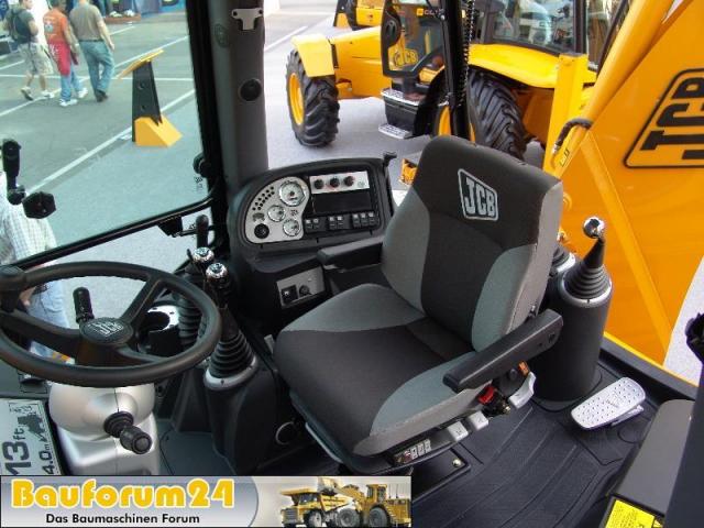 JCB0008.JPG