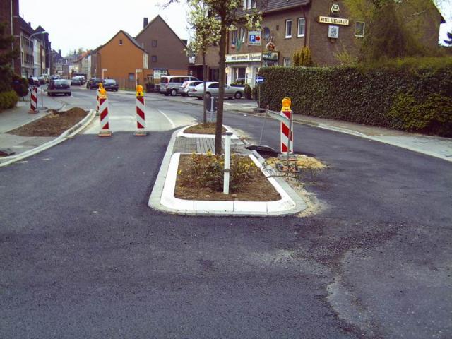 2005/04/post-117-1113145399_thumb.jpg