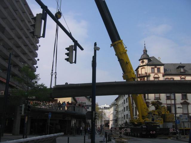2005/04/post-225-1113829044_thumb.jpg