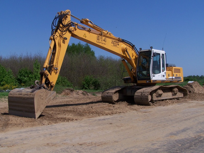 Продажа экскаваторов россия. Liebherr r 914. Экскаватор Либхер 32 тонны. Либхер экскаватор 2008 год.