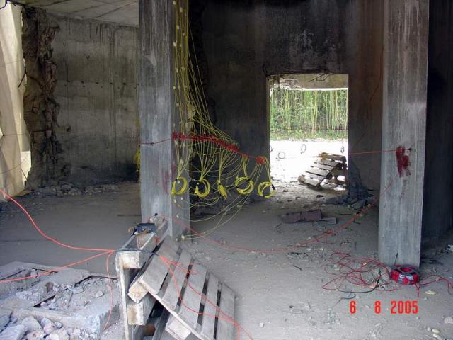 2005/08/post-397-1124054073_thumb.jpg