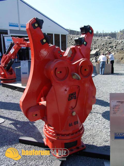 steinexpo13.jpg