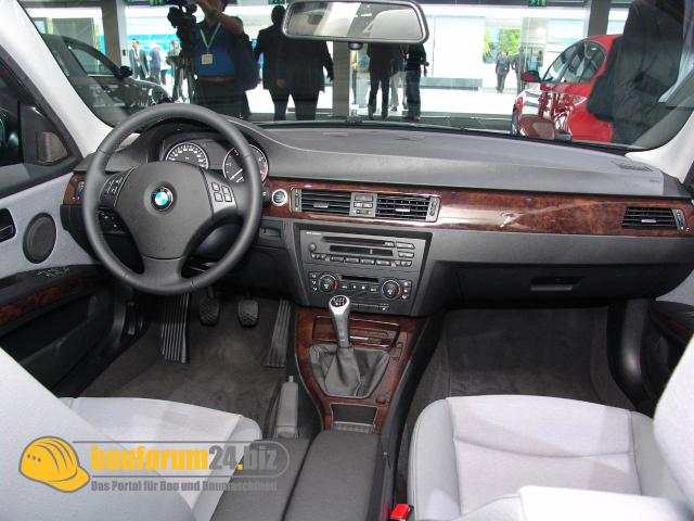 bmw018.jpg