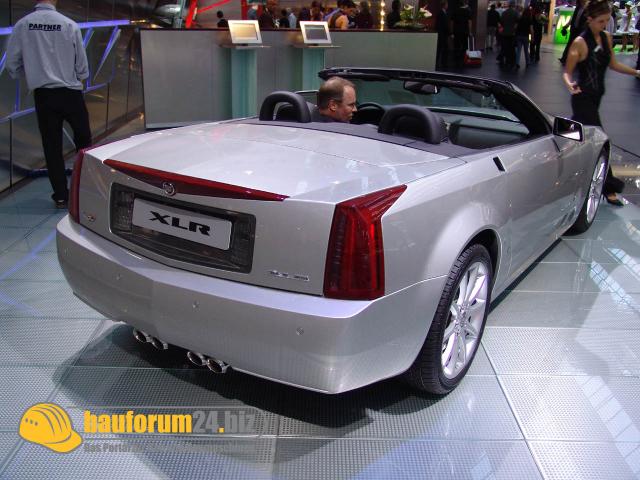 cadillac008.jpg