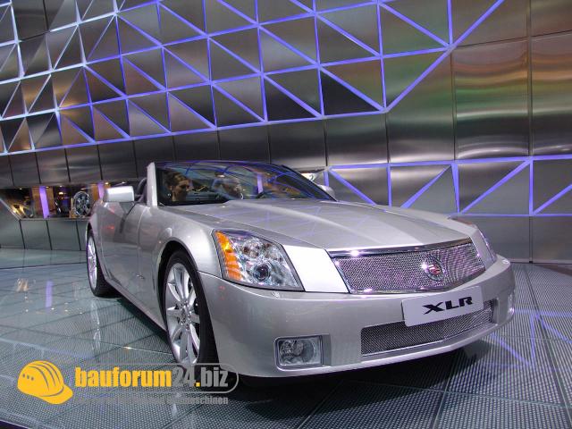 cadillac009.jpg