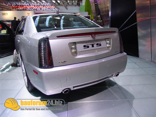 cadillac010.jpg