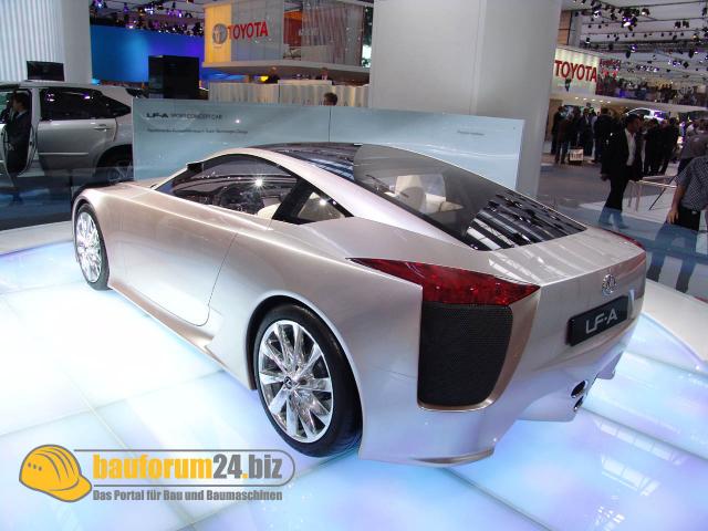 lexus_009.jpg