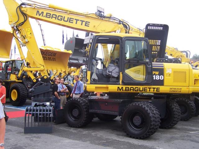 028_Komatsu_PW_180_7.JPG