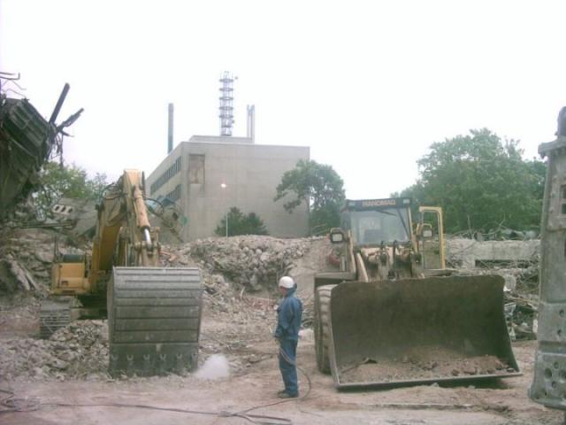 2005/09/post-701-1126948895_thumb.jpg