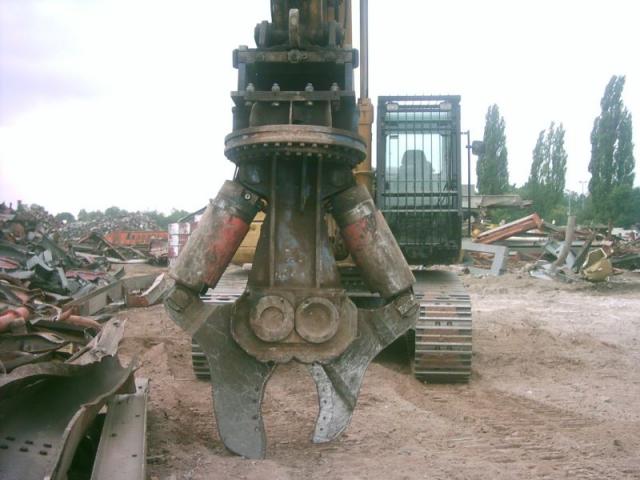 2005/09/post-701-1126949515_thumb.jpg