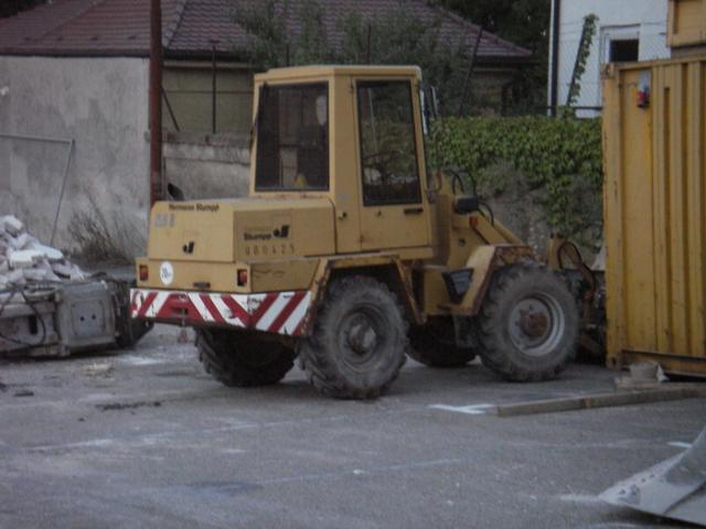 2005/09/post-785-1125599344_thumb.jpg