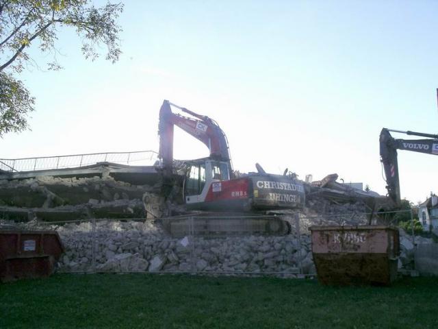 2005/10/post-104-1128887705_thumb.jpg