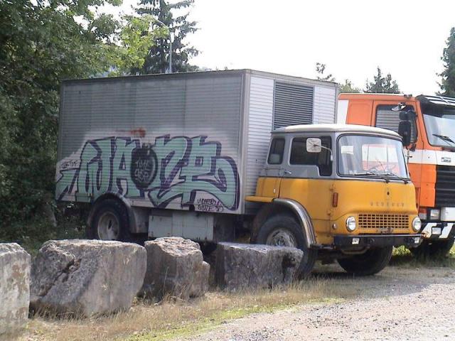 2005/10/post-1149-1129060442_thumb.jpg