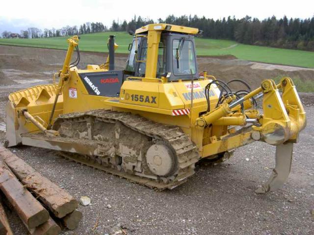 KOMATSU_D155AX__3.jpg