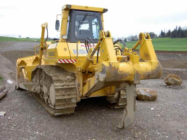 KOMATSU_D155AX__4.jpg