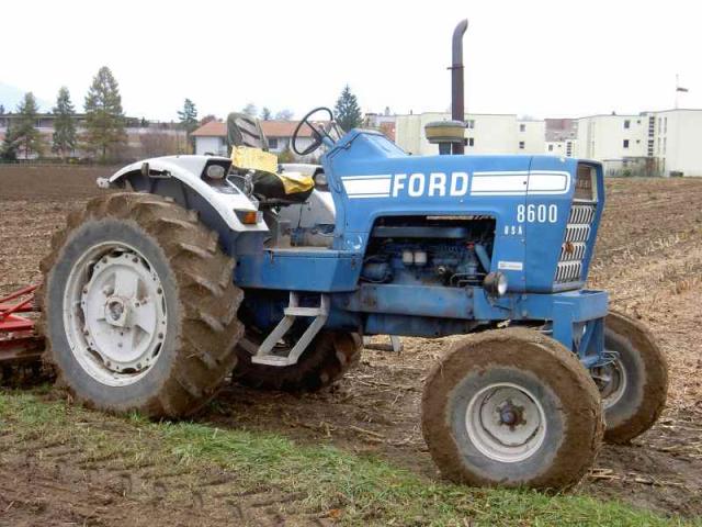 FORD_8600__3.jpg