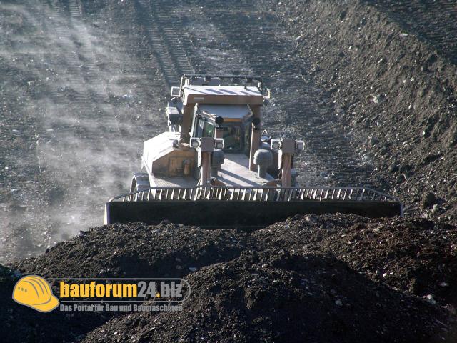 wismut_dozer_003.jpg