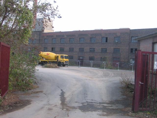 2005/12/post-1252-1133476164_thumb.jpg