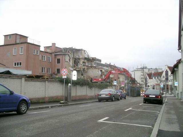 2006/01/post-104-1138619026_thumb.jpg
