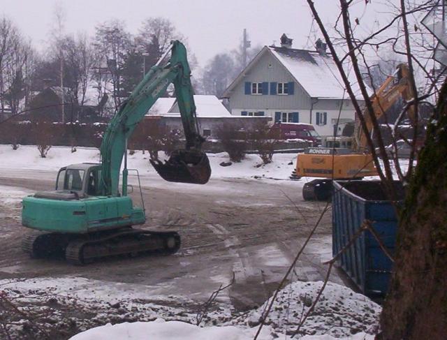 SK210_Kisten.jpg