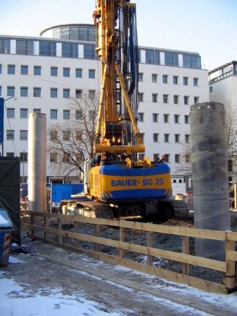 2006/03/post-1568-1142281557_thumb.jpg