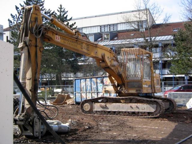 2006/03/post-1568-1142700337_thumb.jpg