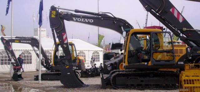 Volvo_EC140_Schild.JPG