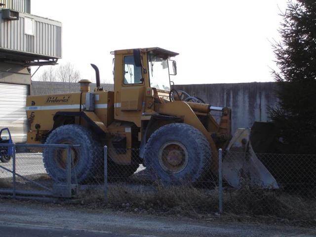 L'HOUGH PAYLOADER 560 Post-1149-1148210033_thumb