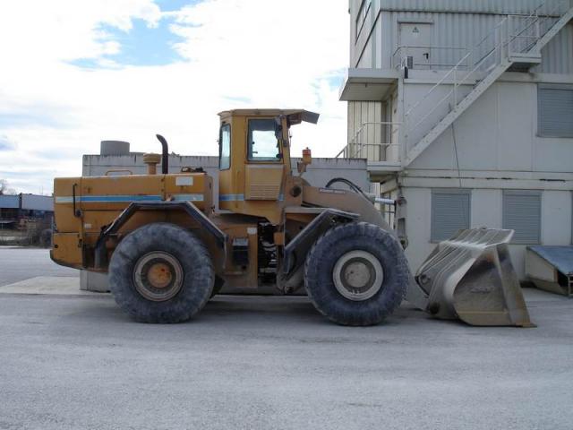 L'HOUGH PAYLOADER 560 Post-1149-1148411431_thumb