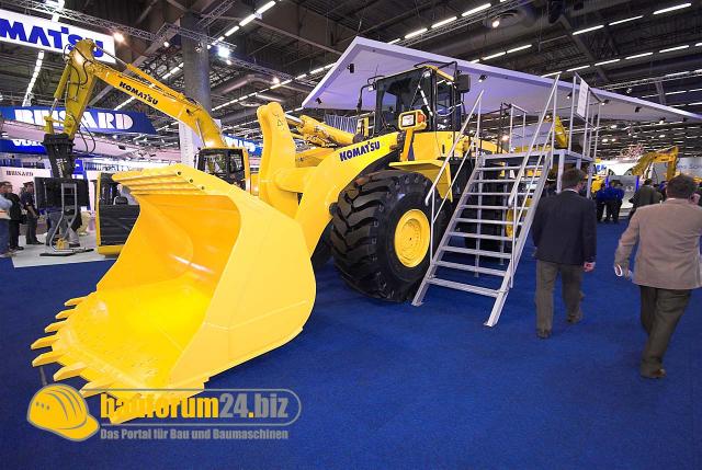 komatsu_016.jpg