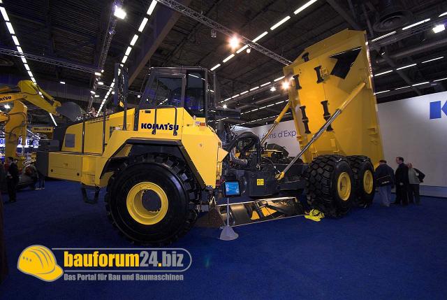 komatsu_028.jpg