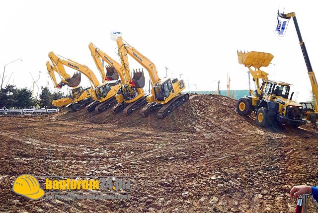 komatsu_001.jpg