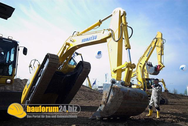 komatsu_003.jpg