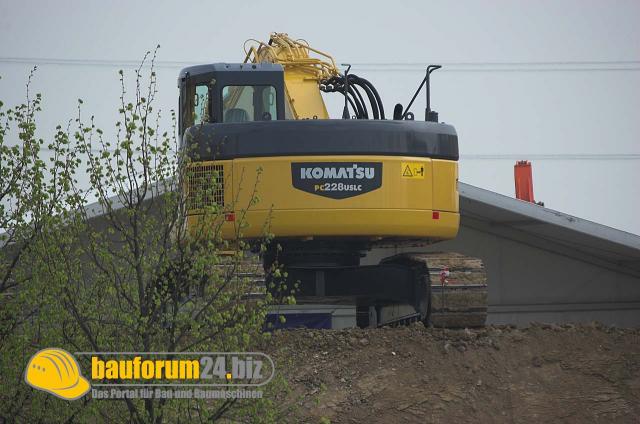 komatsu_042.jpg