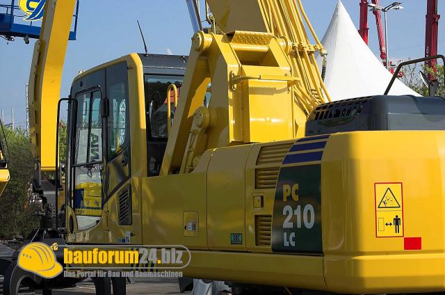 komatsu_041.jpg