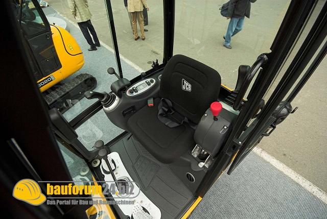 jcb_023.jpg