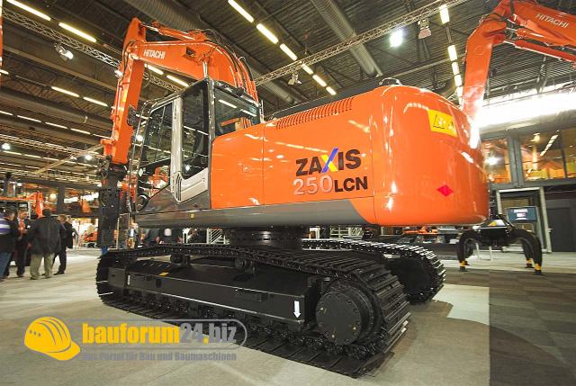 hitachi_017.jpg