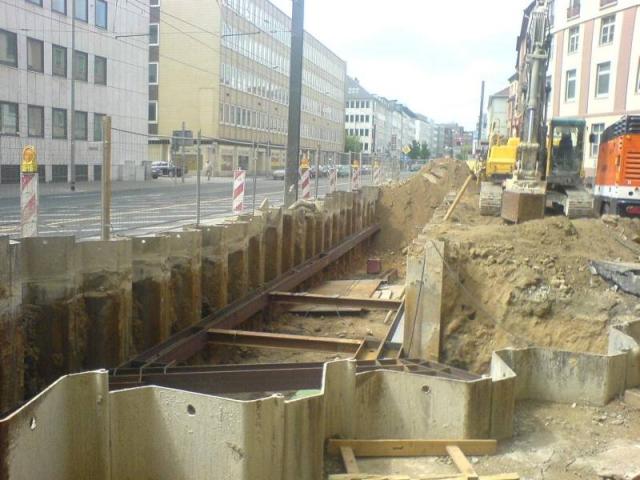 2006/05/post-144-1147605775_thumb.jpg