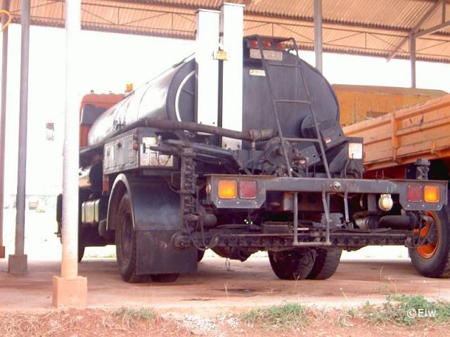 ISUZU_Bitumentanker__2_.jpg