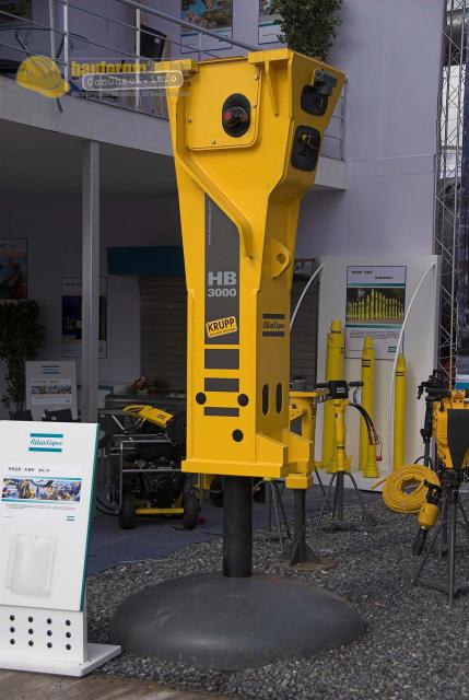 bauma_shanghai_06_atlas_copco03.jpg