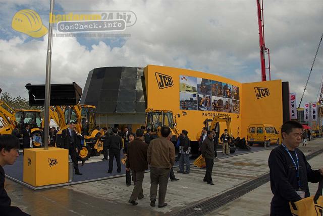 bauma_shanghai_06_jcb02.jpg