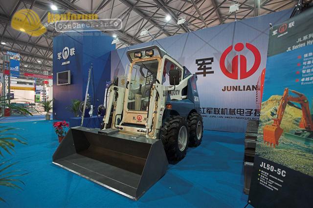 bauma_shanghai_06_junlian02.jpg