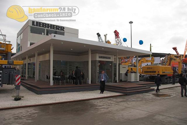 bauma_shanghai_06_liebherr04.jpg