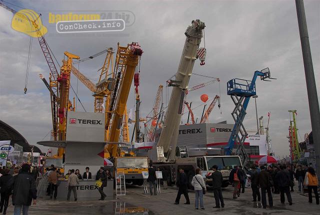 bauma_shanghai_06_terex02.jpg