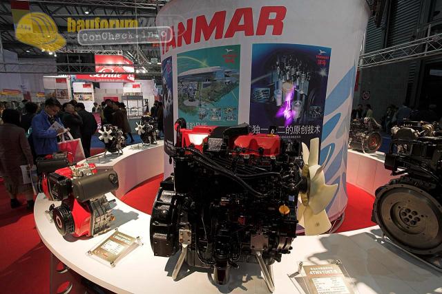 bauma_shanghai_06_yanmar02.jpg